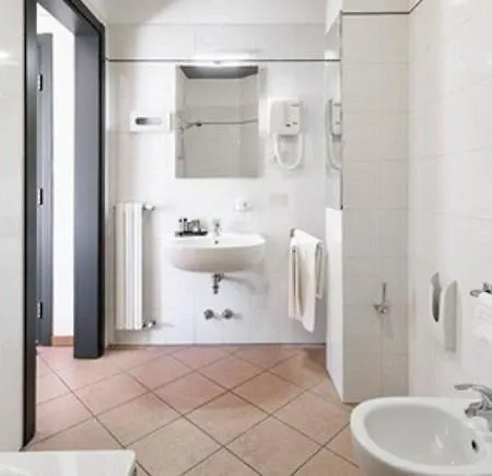 Golf Hotel 4*