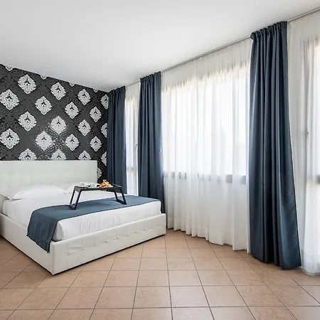 Golf Hotel 4*
